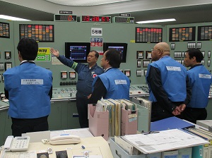 福島第一原子力発電所を視察