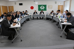 議会全員協議会
