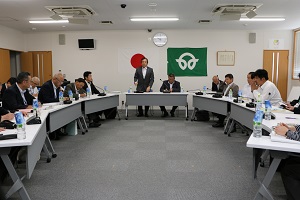 議会全員協議会