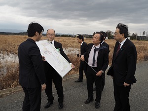 橘復興副大臣が双葉町内視察